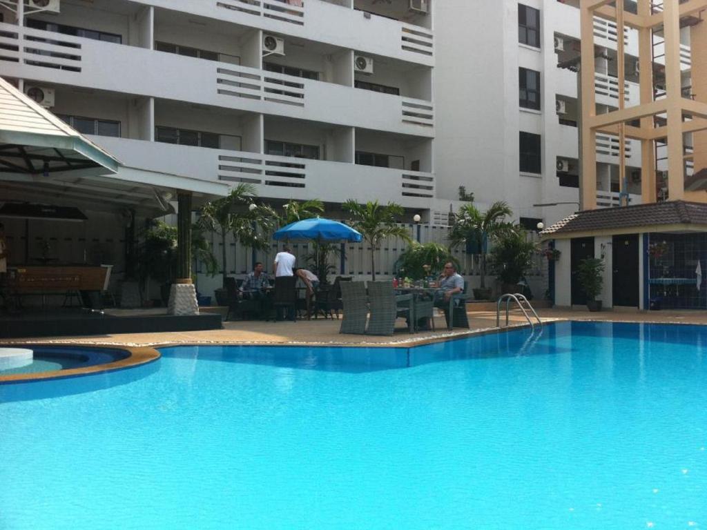 Marina Inn Pattaya Exterior photo